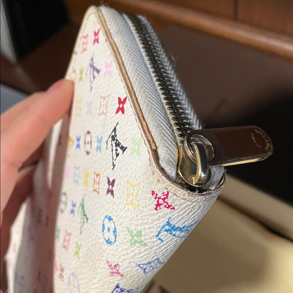 Louis Vuitton White Murakami white  long  Wallet - Picture 7 of 17